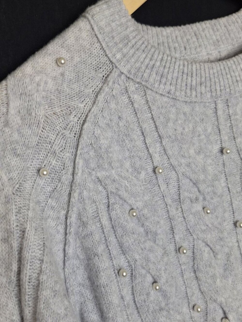 π Aerie Knit Oversized Soft Stretch Pearl Detail Sweater Size M/L Comfy Preppy - Picture 3 of 8